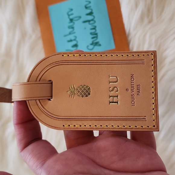 LOUIS VUITTON LV LARGE VACHETTA LUGGAGE TAG SHINY GOLD PINEAPPLE HSU HOT STAMP - Picture 3 of 7